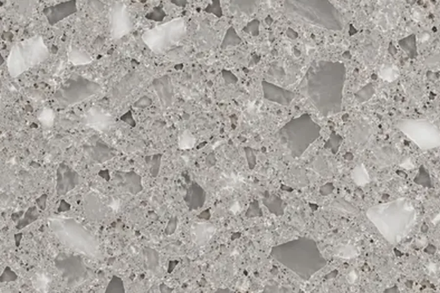 Aplicação de impermeabilizante em bancada de pedra limpa e seca.